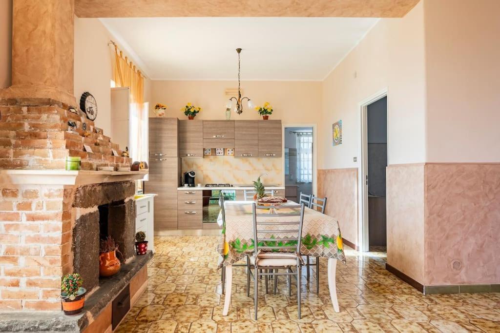 Villa Laura Piedimonte Etneo Bagian luar foto