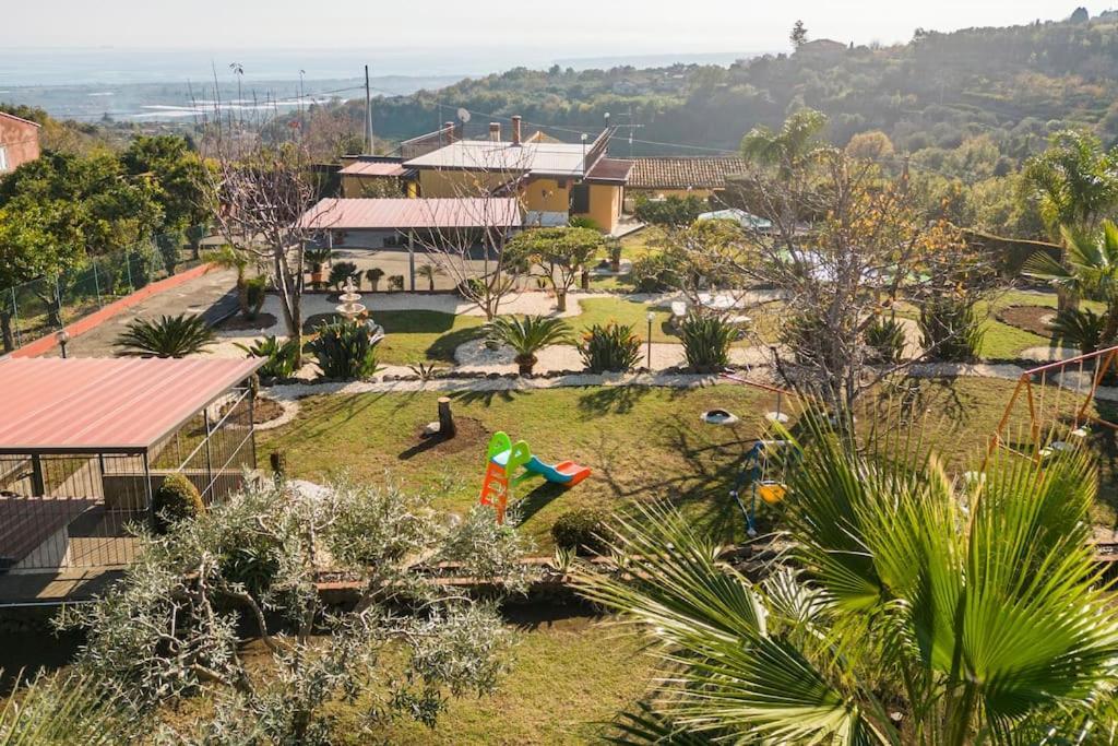 Villa Laura Piedimonte Etneo Bagian luar foto